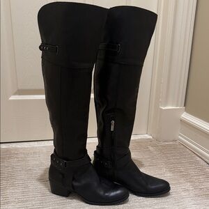 Black Knee-High Women's Boots